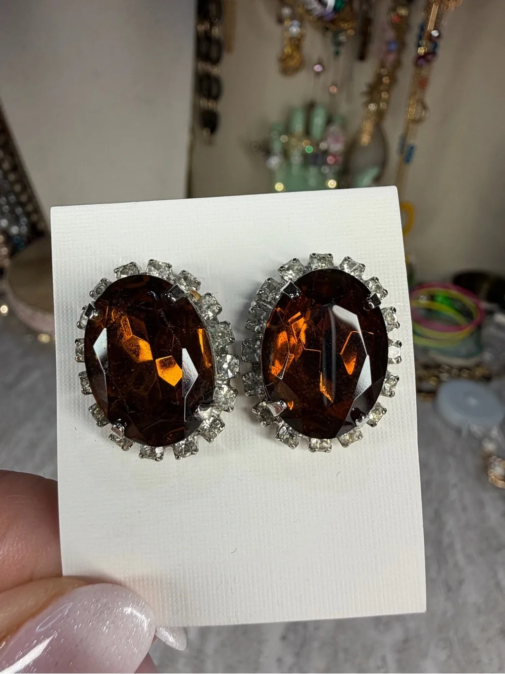 Root Bear Glass Earrings Silver Tone Jewelry Vintage Pierced Neutral Glam Luxury